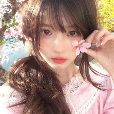 三角窗外是黑夜